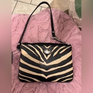 COACH PEYTON ZEBRA PRINT COATED CANVAS WRISTLET BLACK & TAN